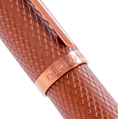 עט נובע Diplomat Viper Guilloche - חום Brown
