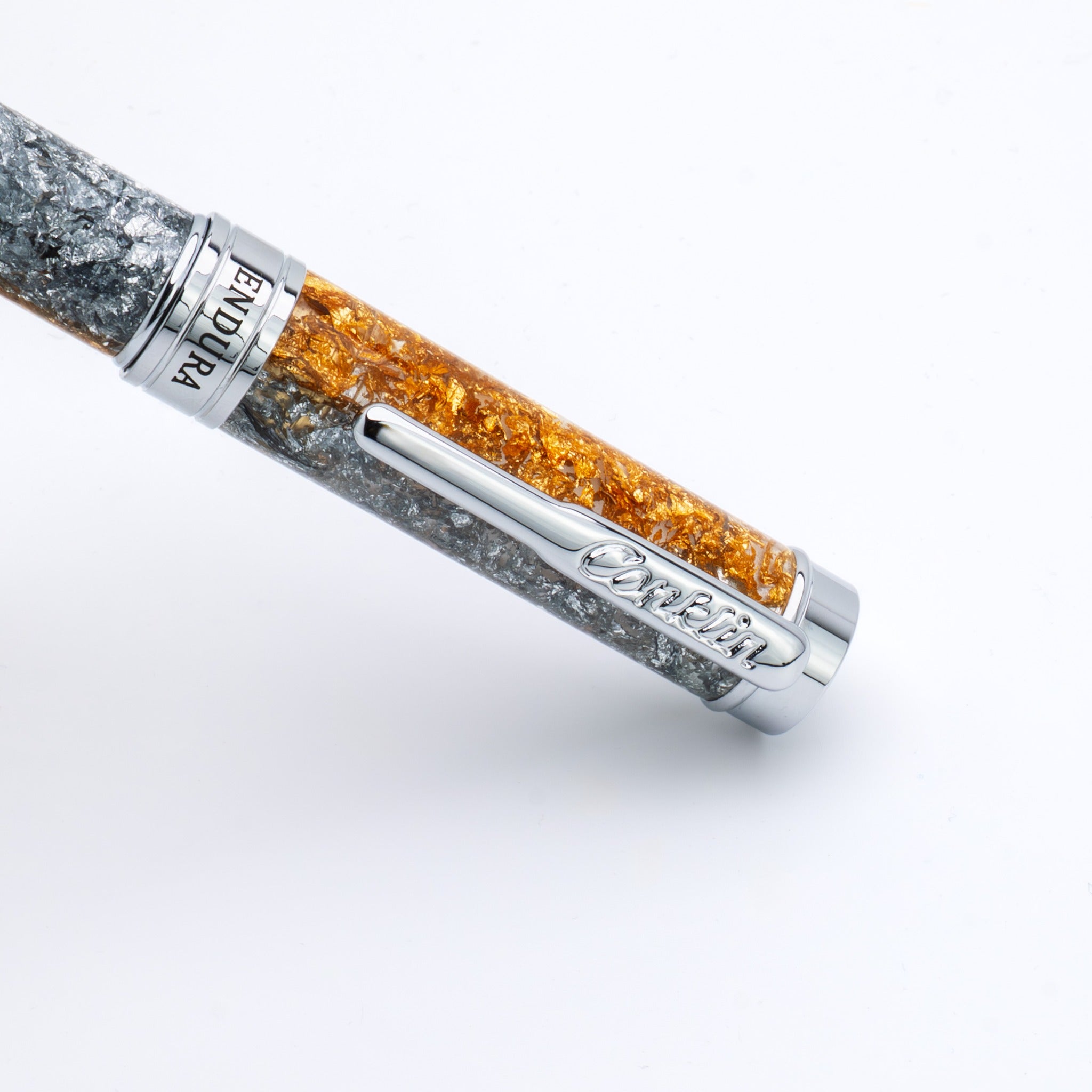Conklin Endura 25/50 עט נובע תקריב מכסה