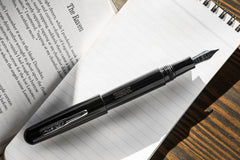 עט נובע Conklin All American - שחור Raven Black