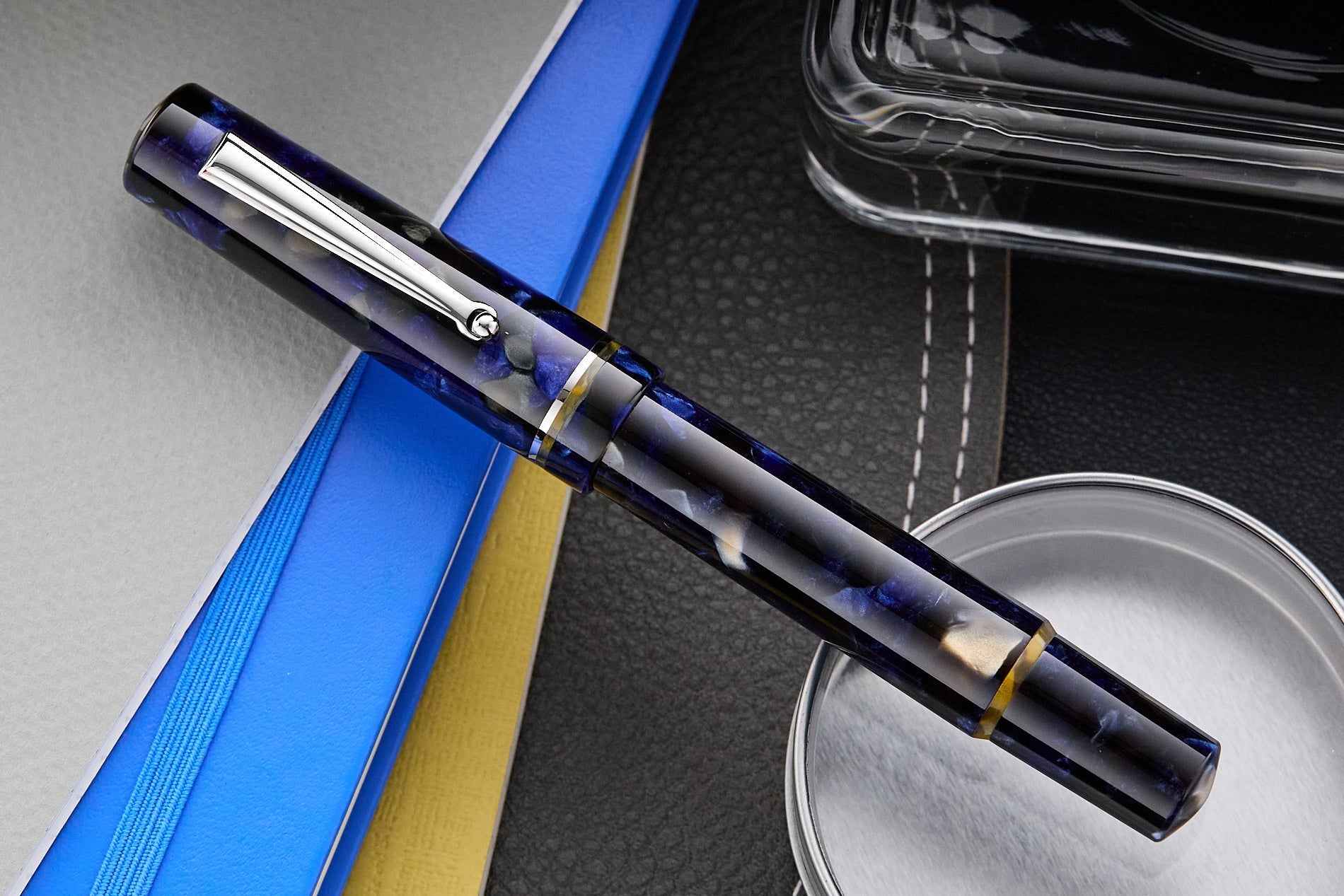 עט נובע Delta Spaccanapoli - כחול Filomarino Blue