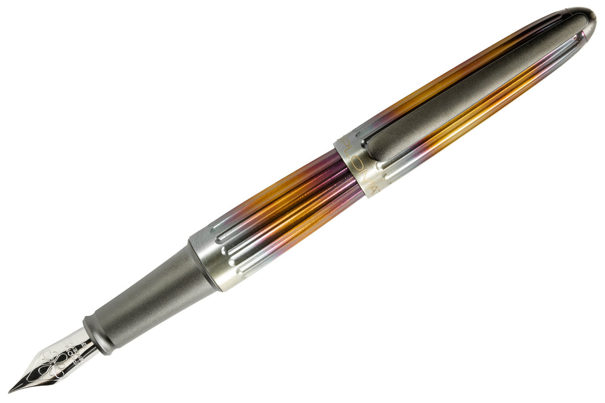 עט נובע Diplomat Aero - להבה Flame