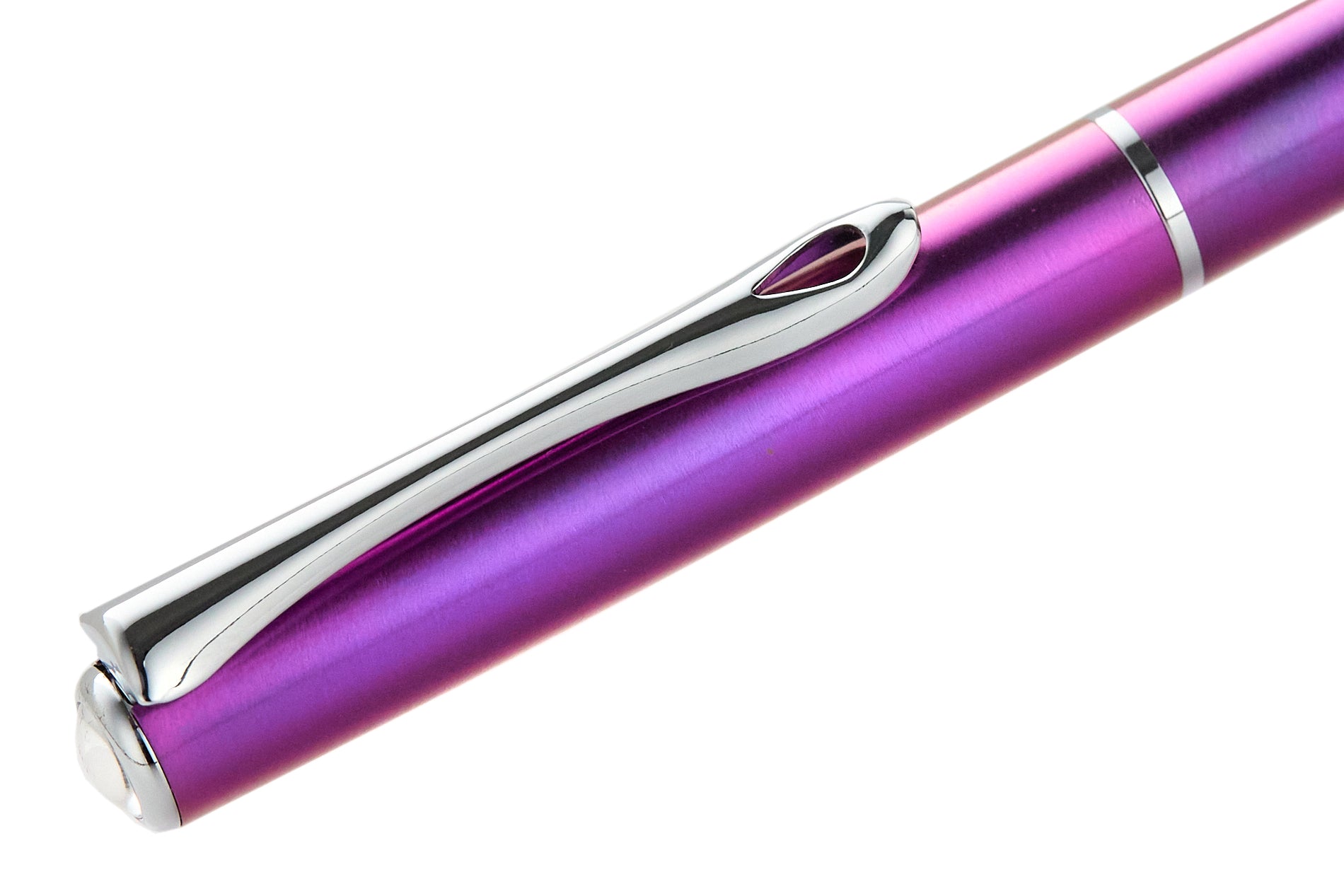 עט נובע Diplomat Traveller - פוקסיה Funky Fuchsia