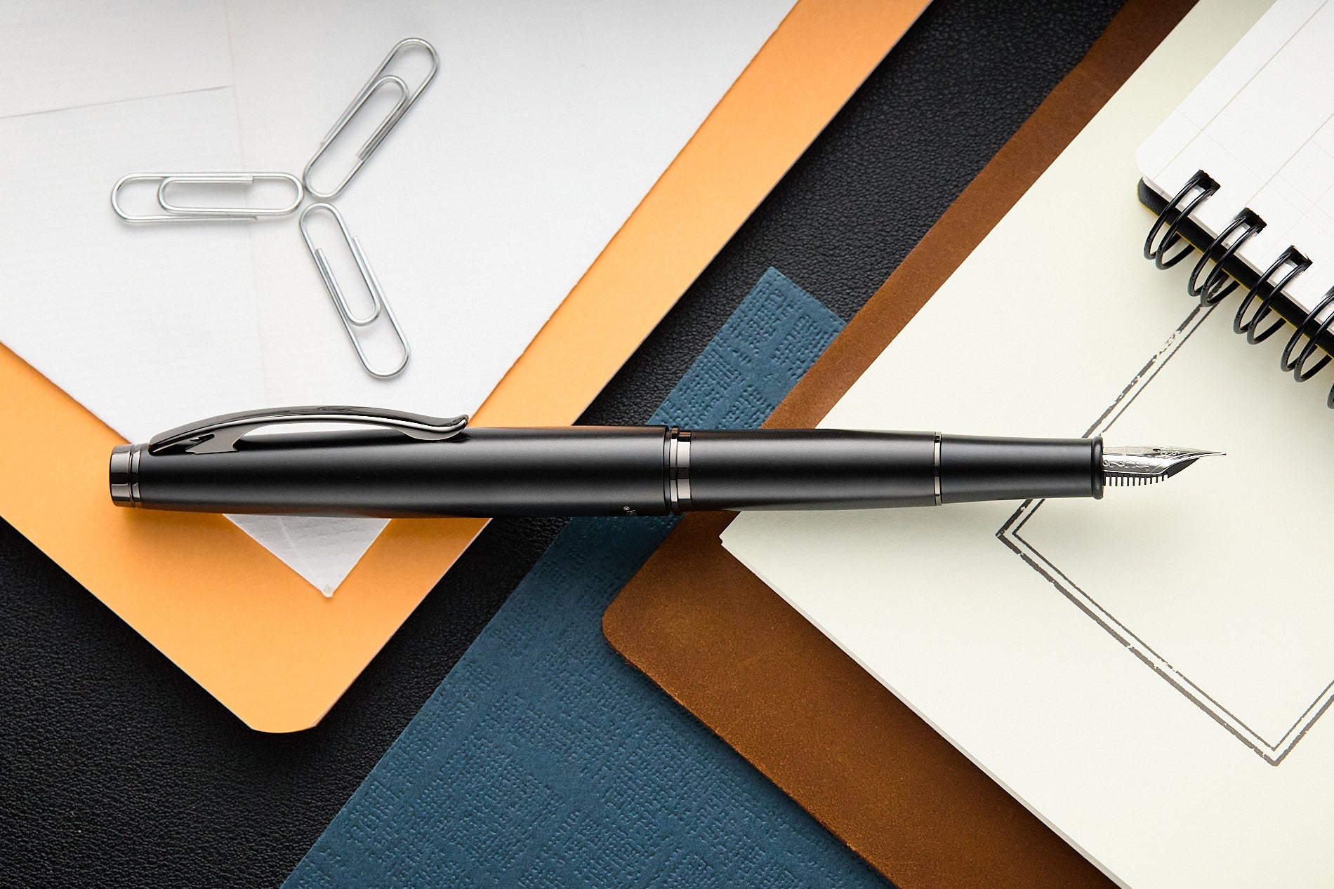 עט נובע Monteverde Dakota - שחור Sky Black Sky
