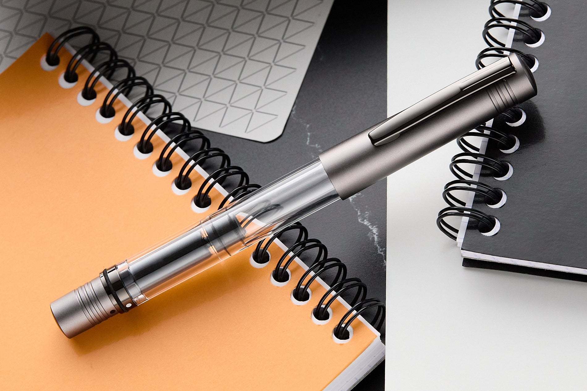 עט נובע Monteverde MP1 - אפור פחם Coal Grey