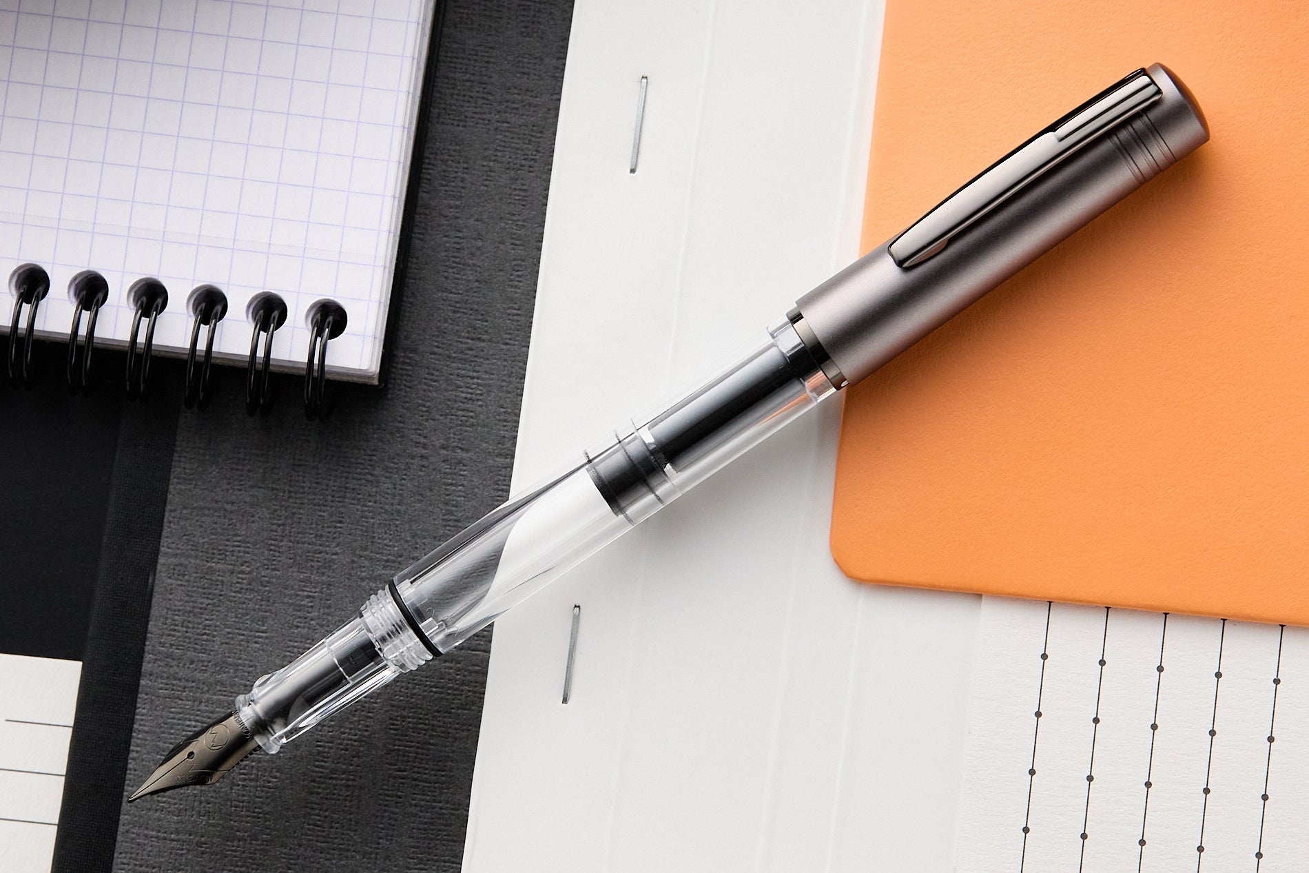 עט נובע Monteverde MP1 - אפור פחם Coal Grey