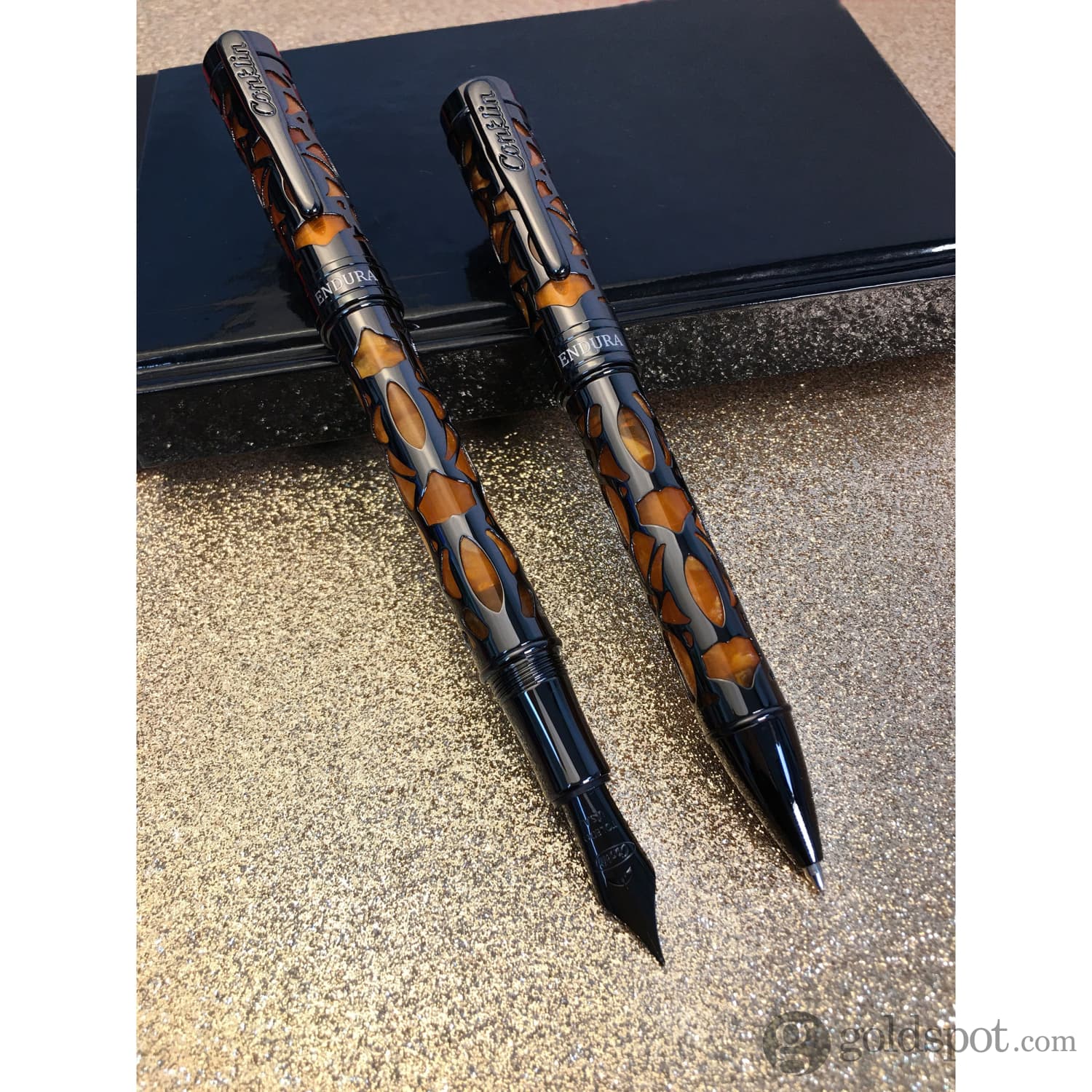 עט נובע Conklin Endura Deco Crest - כתום Orange