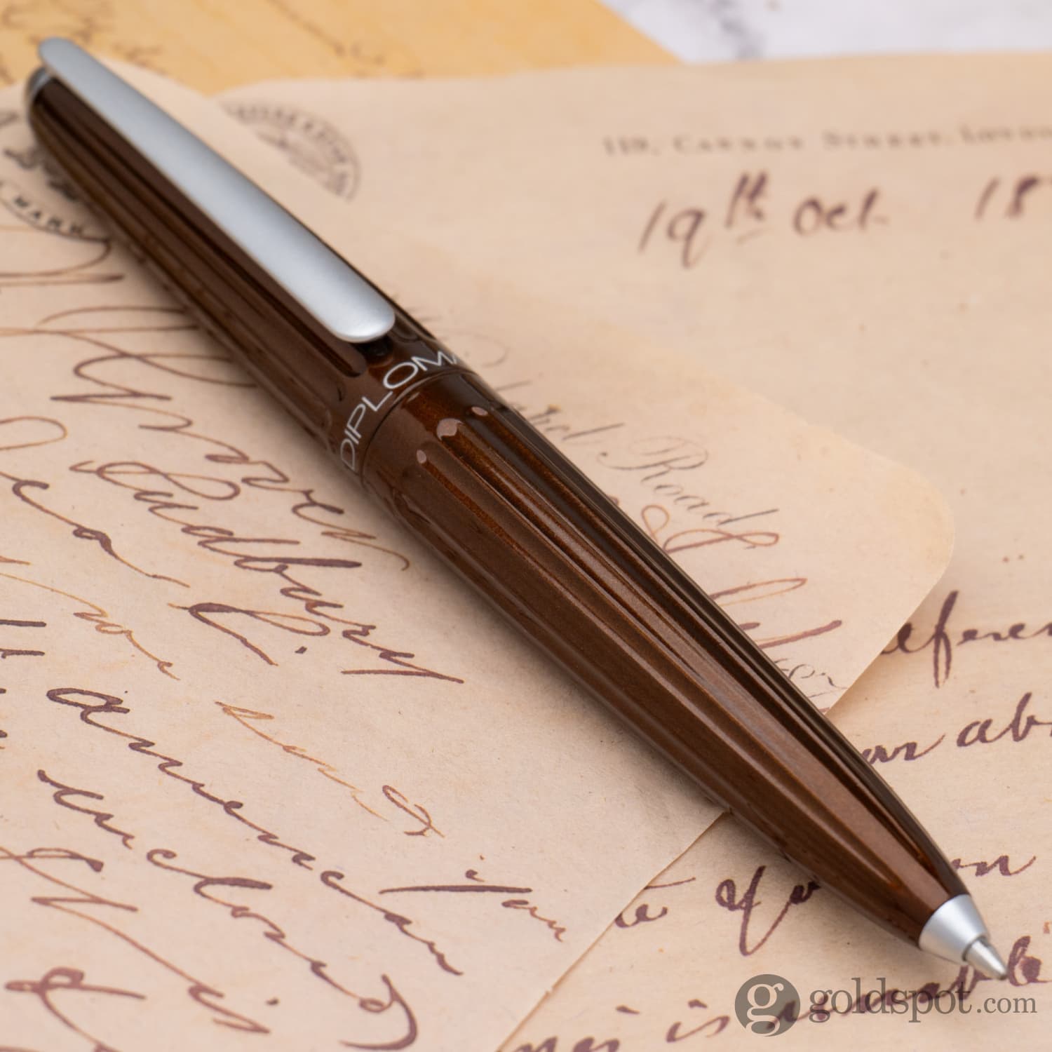 עט רולר Diplomat Aero - חום מראקש Marrakesh Brown